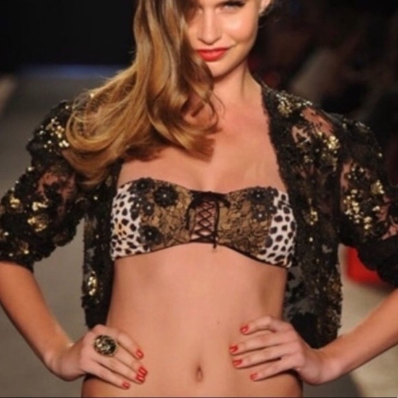 Beach Bunny Born to be Wild Leopard Bandeau Bikini Top‎ - Picture 1 of 9